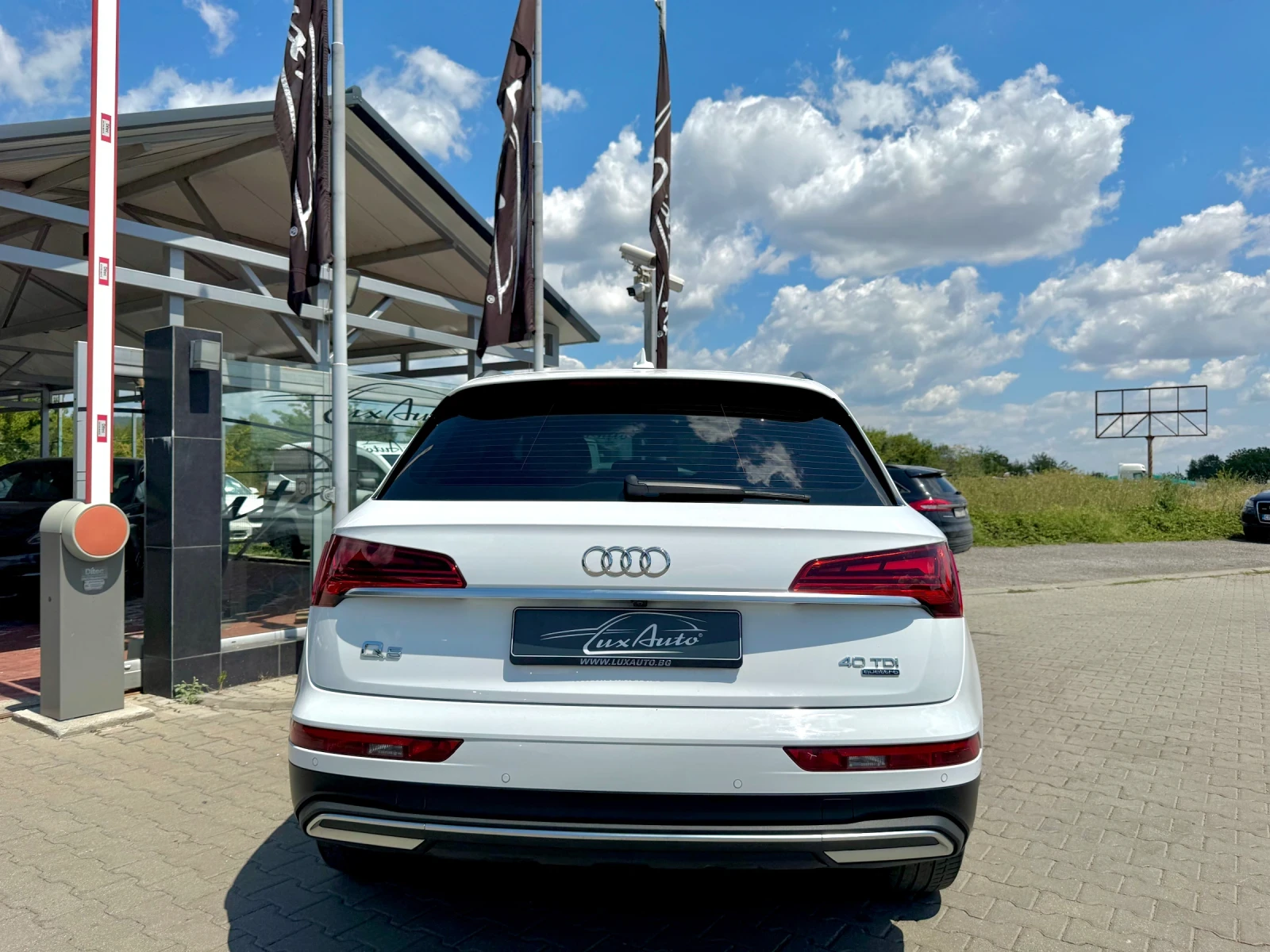 Audi Q5 2.0TDI#MILDHYBRID#QUATTRO#360* CAM#KEYLESS#DIGITAL, снимка 6 - Автомобили и джипове - 55467582