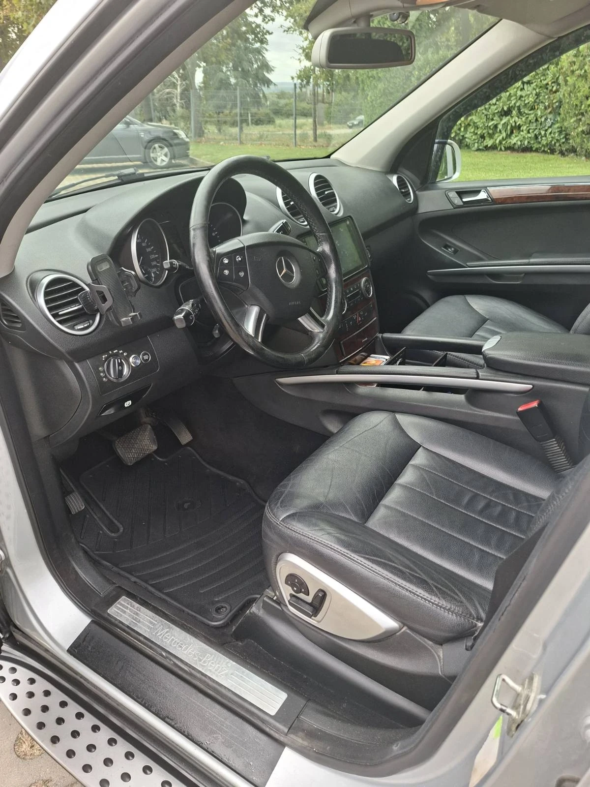 Mercedes-Benz ML 320, снимка 5 - Автомобили и джипове - 55667551