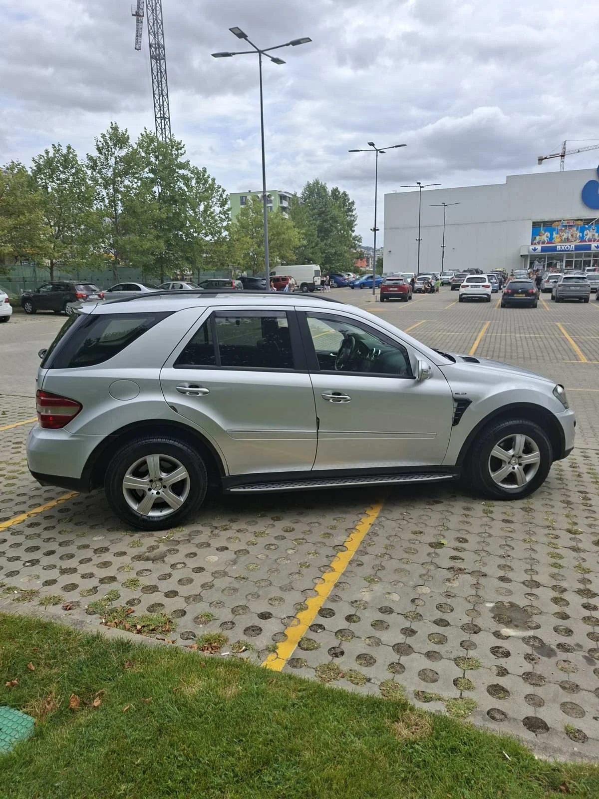 Mercedes-Benz ML 320, снимка 2 - Автомобили и джипове - 55667551