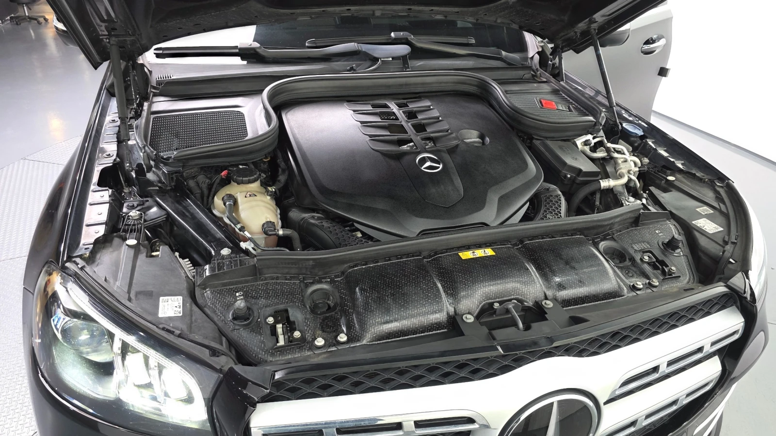 Mercedes-Benz GLS580, снимка 6 - Автомобили и джипове - 55810492