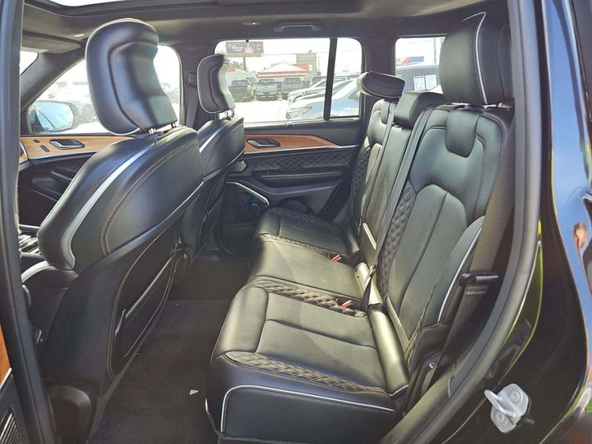 Jeep Cherokee 5.7 HEMI - Summit Reserve - FULL, снимка 9 - Автомобили и джипове - 56749469
