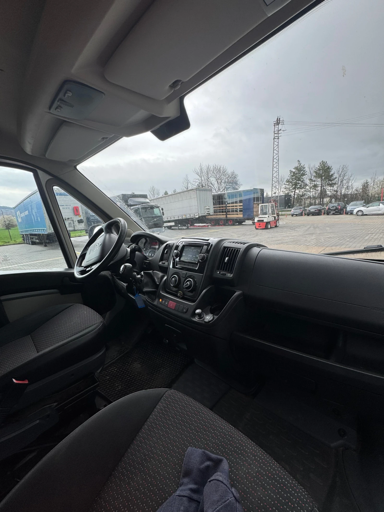 Citroen Jumper 2.2HDI L1H1 СЕРВИЗЕН, снимка 12 - Бусове и автобуси - 53977960