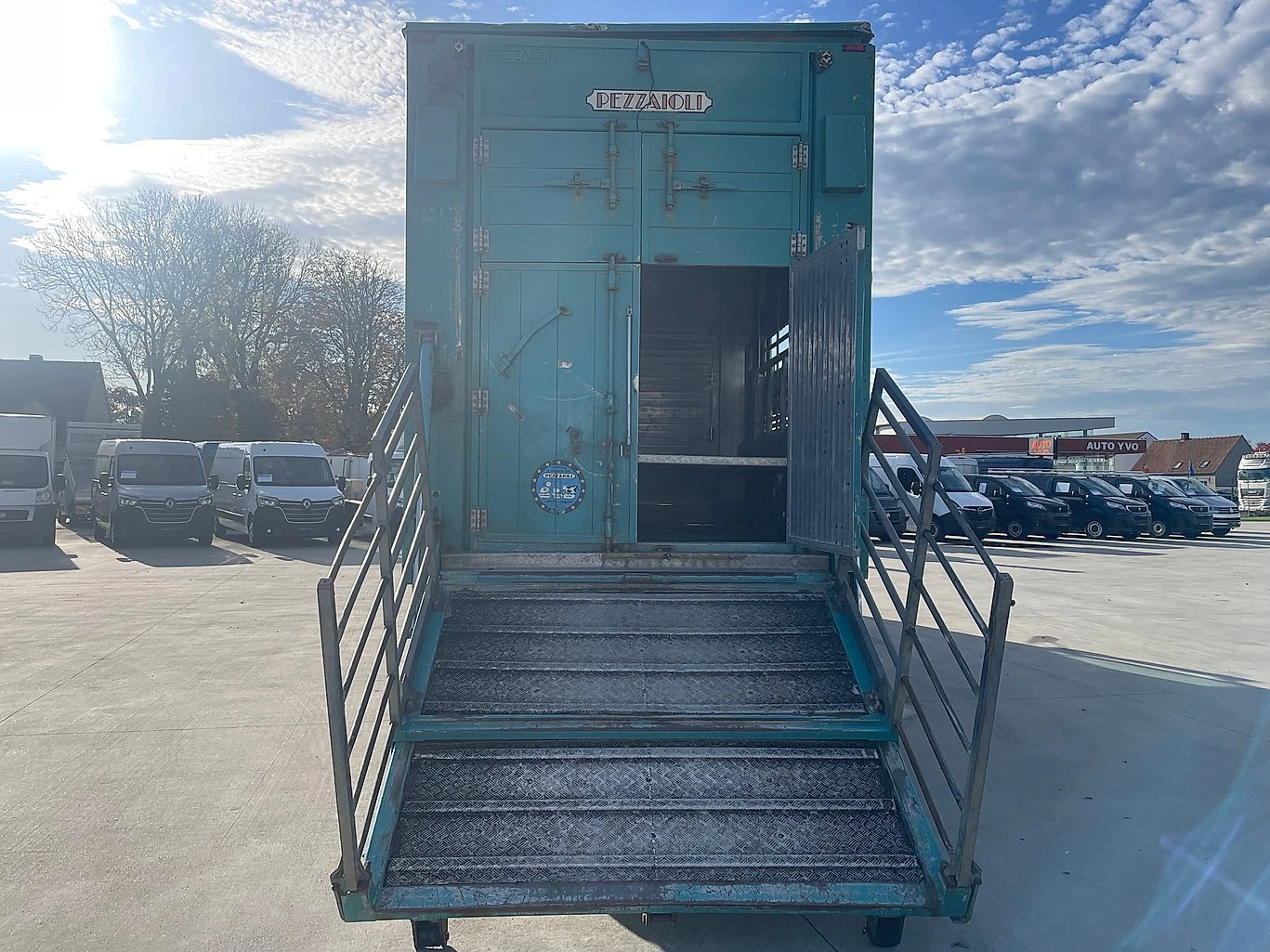 Volvo Fh ЖИВОТНОВОЗ - изображение 4