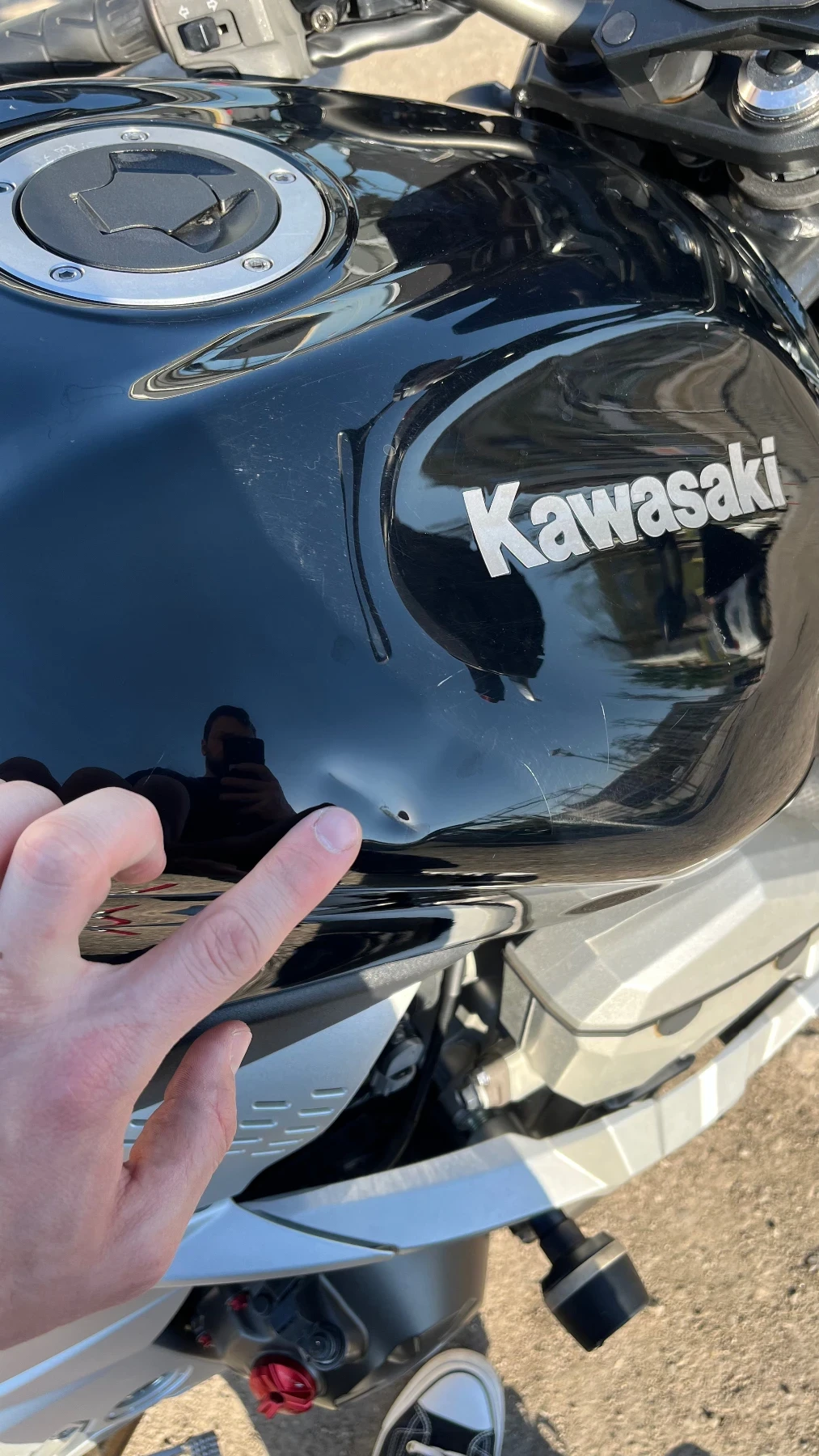 Kawasaki Z 750, снимка 16 - Мотоциклети и мототехника - 54353598