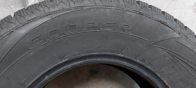 Гуми Зимни 255/70R16, снимка 4 - Гуми и джанти - 31257753