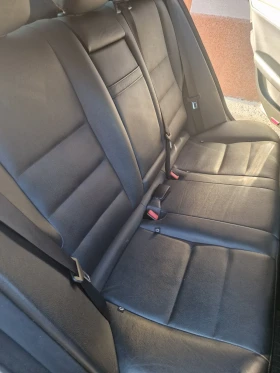 Mercedes-Benz C 320, снимка 17