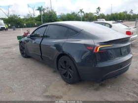 Tesla Model 3 PERFORMANCE ALL-WHEEL DRIVE, снимка 3