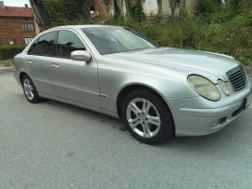 Mercedes-Benz E 220, снимка 7