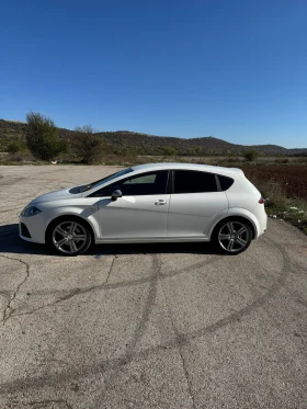 Seat Leon 2.0 TDI - 5200 € / 10170.32 лв. - 48212058 4