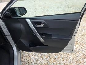 Toyota Auris 2.0 D4D KeyLess Go Navi Камера Кожа - 7200 € / 14081.98 лв. - 71607891 7