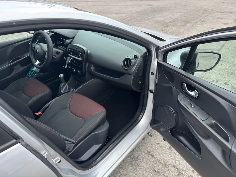 Renault Clio 1.5DCI, снимка 9 - Автомобили и джипове - 50045266