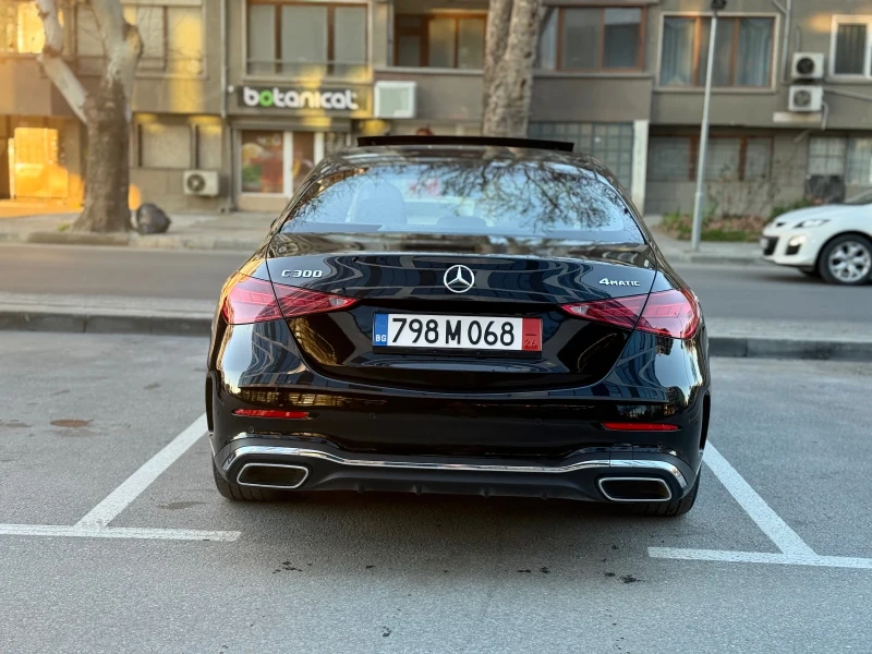 Mercedes-Benz C 300 4x4 Distr Panor AMG Pak headUp 26000km 360kameri, снимка 5 - Автомобили и джипове - 53069846