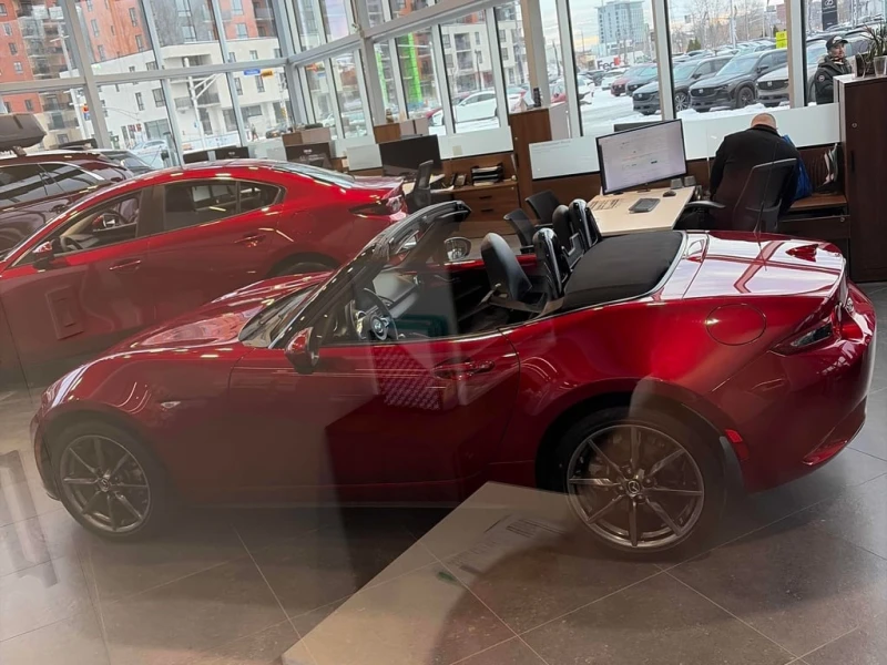 Mazda Mx-5 * GT * CARFAX * БЕЗ ПЪРВОНАЧАЛНА ВНОСКА, снимка 2 - Автомобили и джипове - 53075429