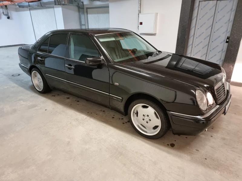 Mercedes-Benz E 280 Седан, снимка 2 - Автомобили и джипове - 53151861