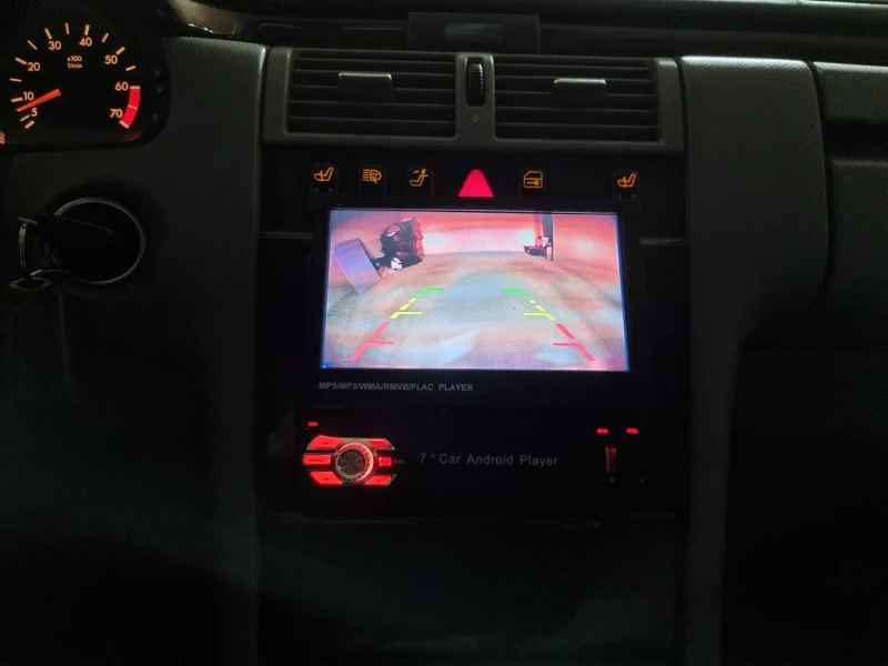 Mercedes-Benz E 280 Седан, снимка 12 - Автомобили и джипове - 53151861