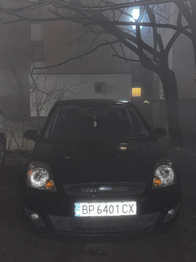 Ford Fiesta, снимка 8 - Автомобили и джипове - 53297654