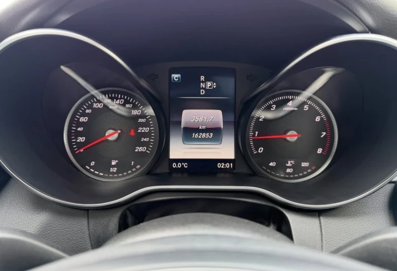 Mercedes-Benz C 400 4Matic * Черен интериор * Carfax * Лизинг, снимка 12 - Автомобили и джипове - 53474839