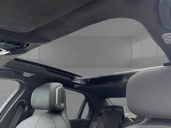 BMW i7 M60 xDrive = Shadow Line = Гаранция, снимка 5 - Автомобили и джипове - 54371925