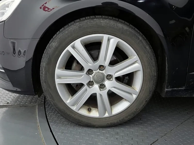 Audi A3 1.6 TDI, снимка 9 - Автомобили и джипове - 54971442