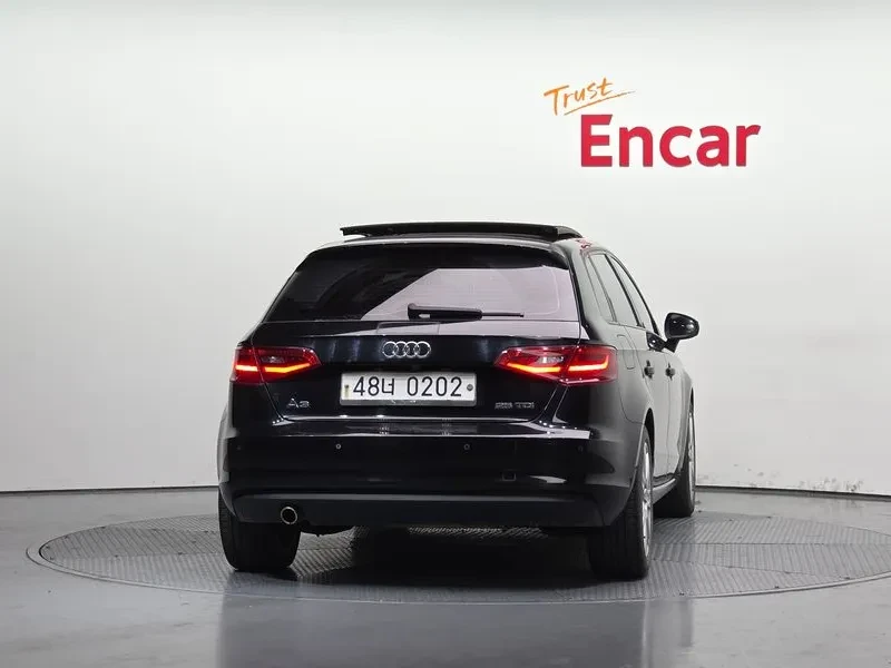 Audi A3 1.6 TDI, снимка 8 - Автомобили и джипове - 54971442