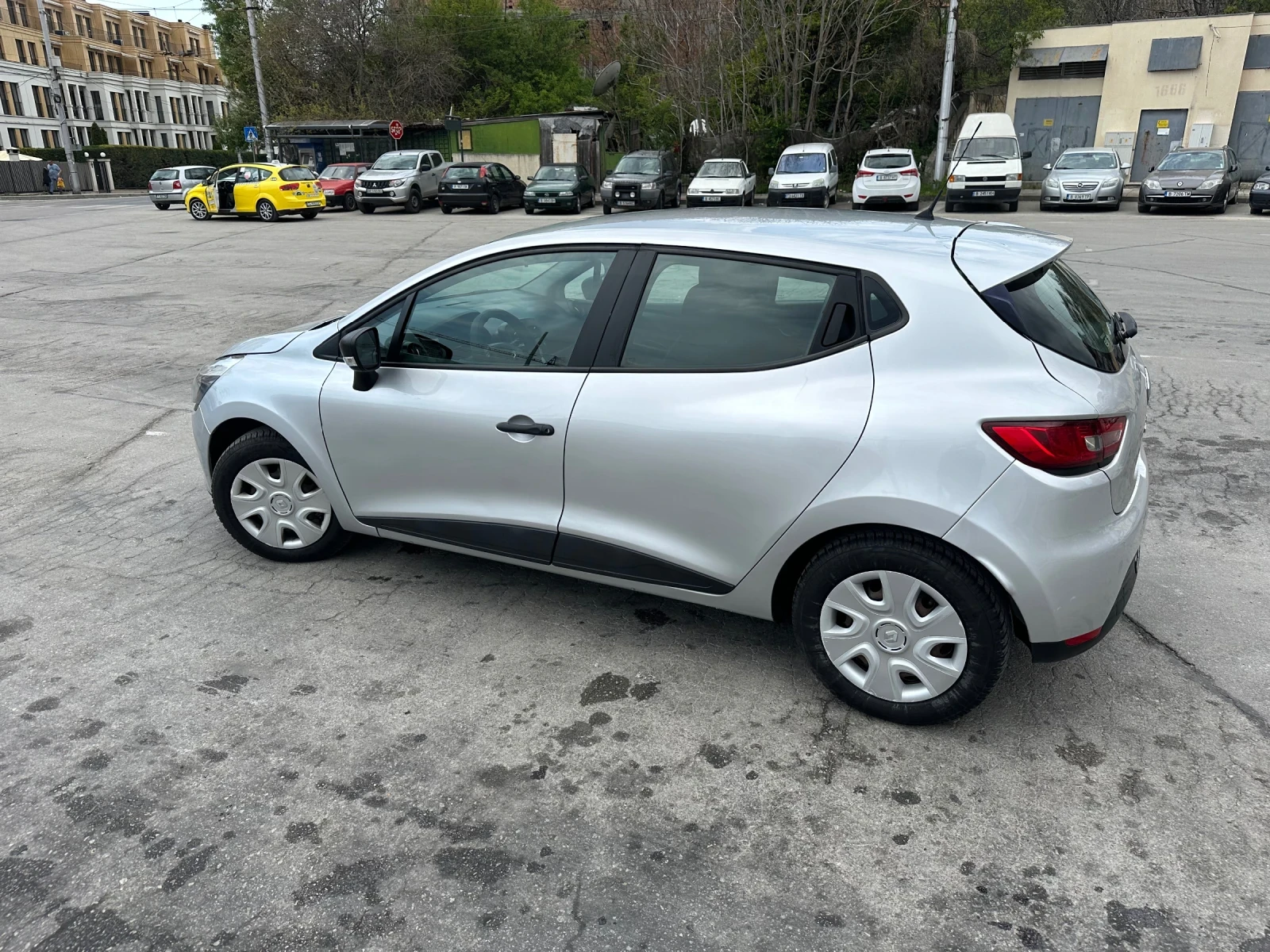 Renault Clio 1.5DCI - изображение 7