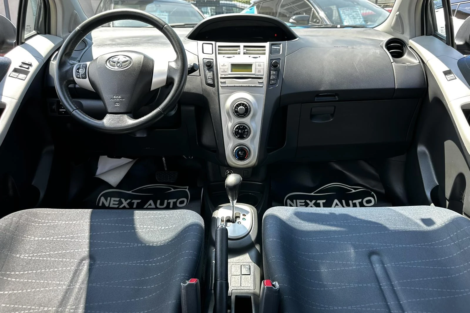 Toyota Yaris 1.4D 90HP AUTOMAT - изображение 10