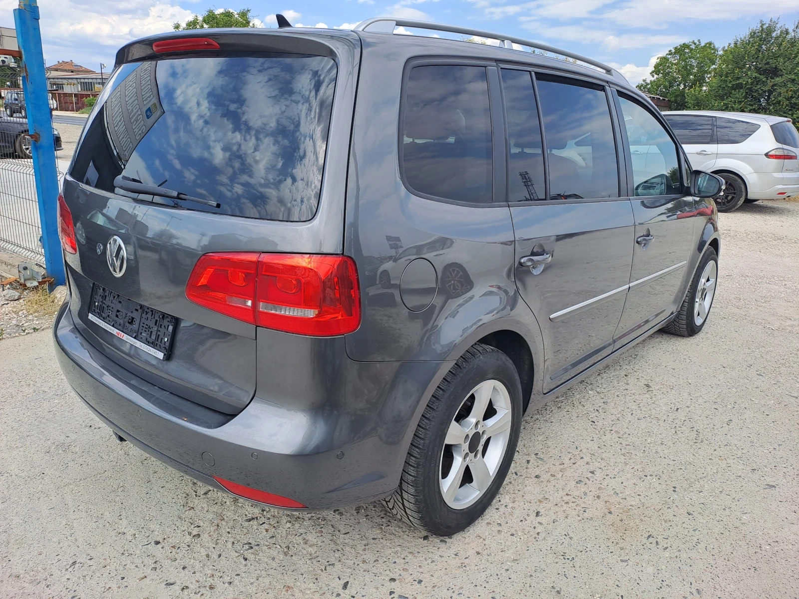VW Touran 2, 0TDI, 170кс, DSG - изображение 6