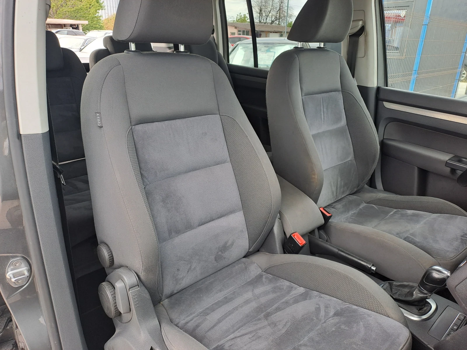 VW Touran 2, 0TDI, 170кс, DSG - изображение 10