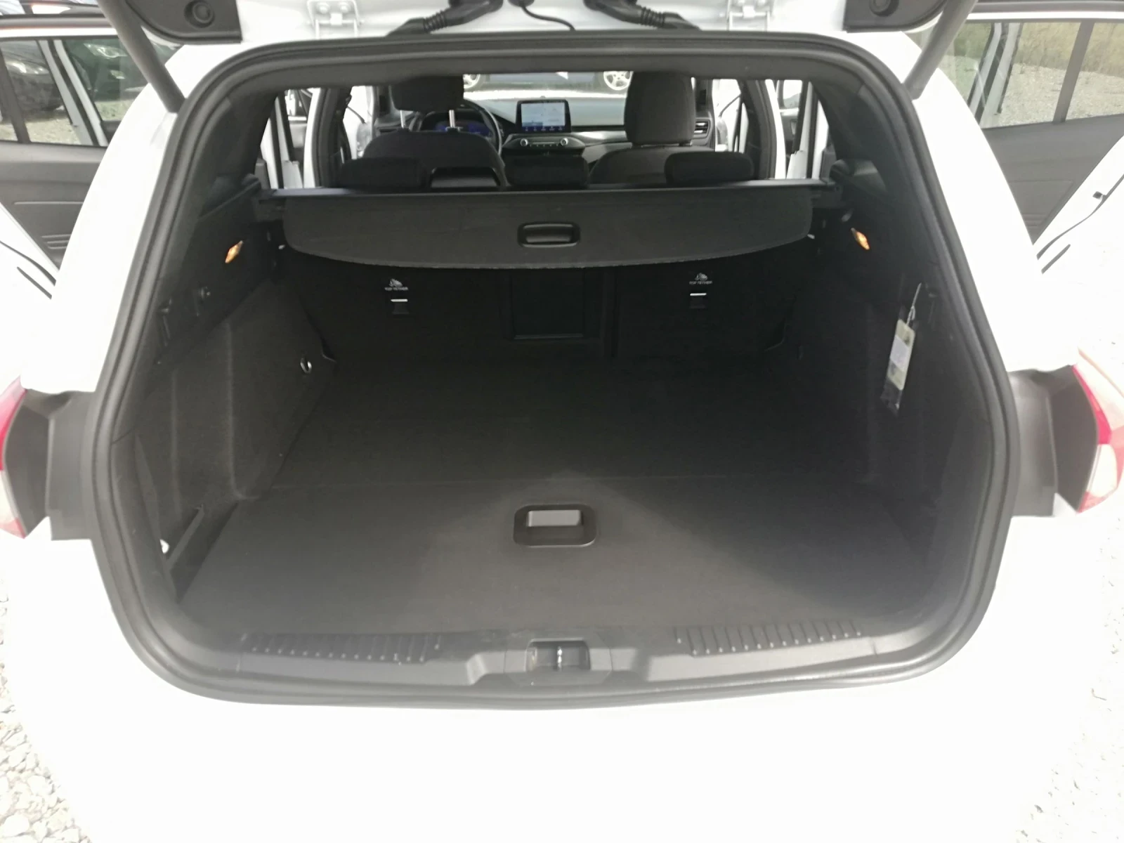 Ford Focus 2.0 AVT KLI NAVI ST LINE | Mobile.bg   12