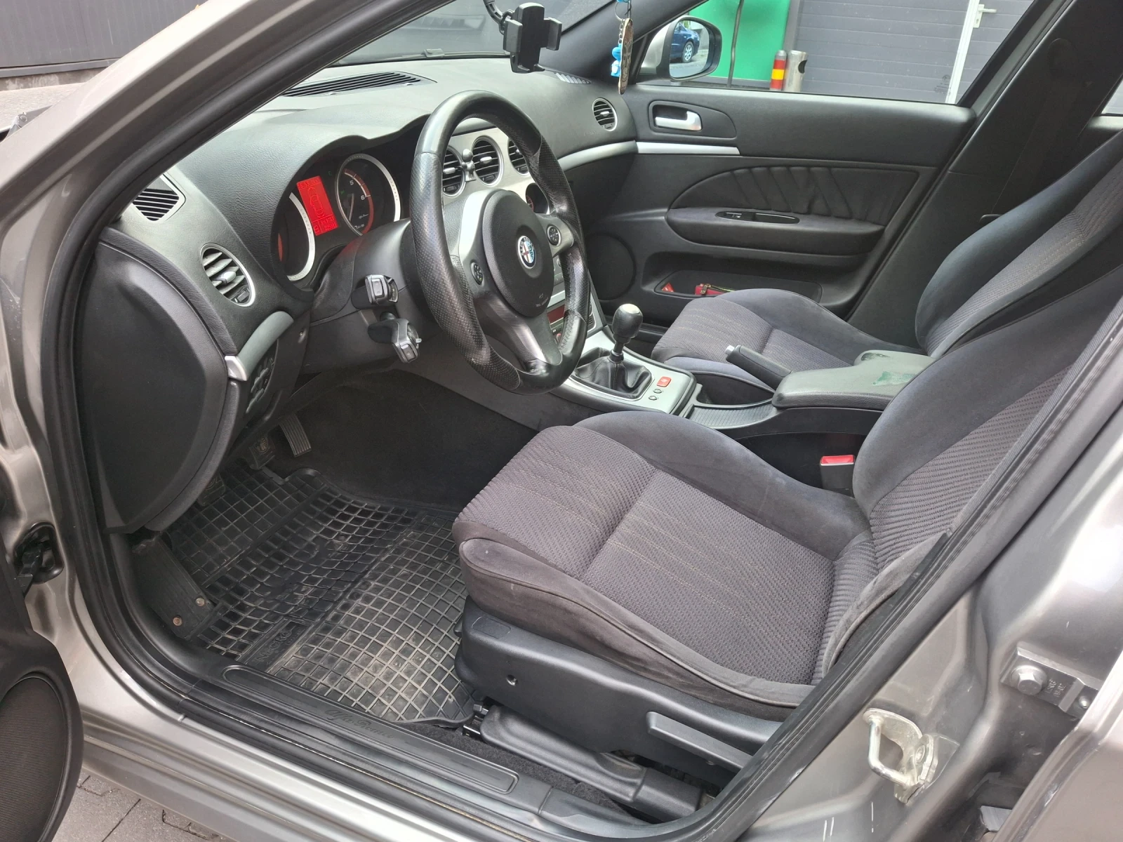 Alfa Romeo 159 sportwagon 2 GTDM | Mobile.bg — изображение 12