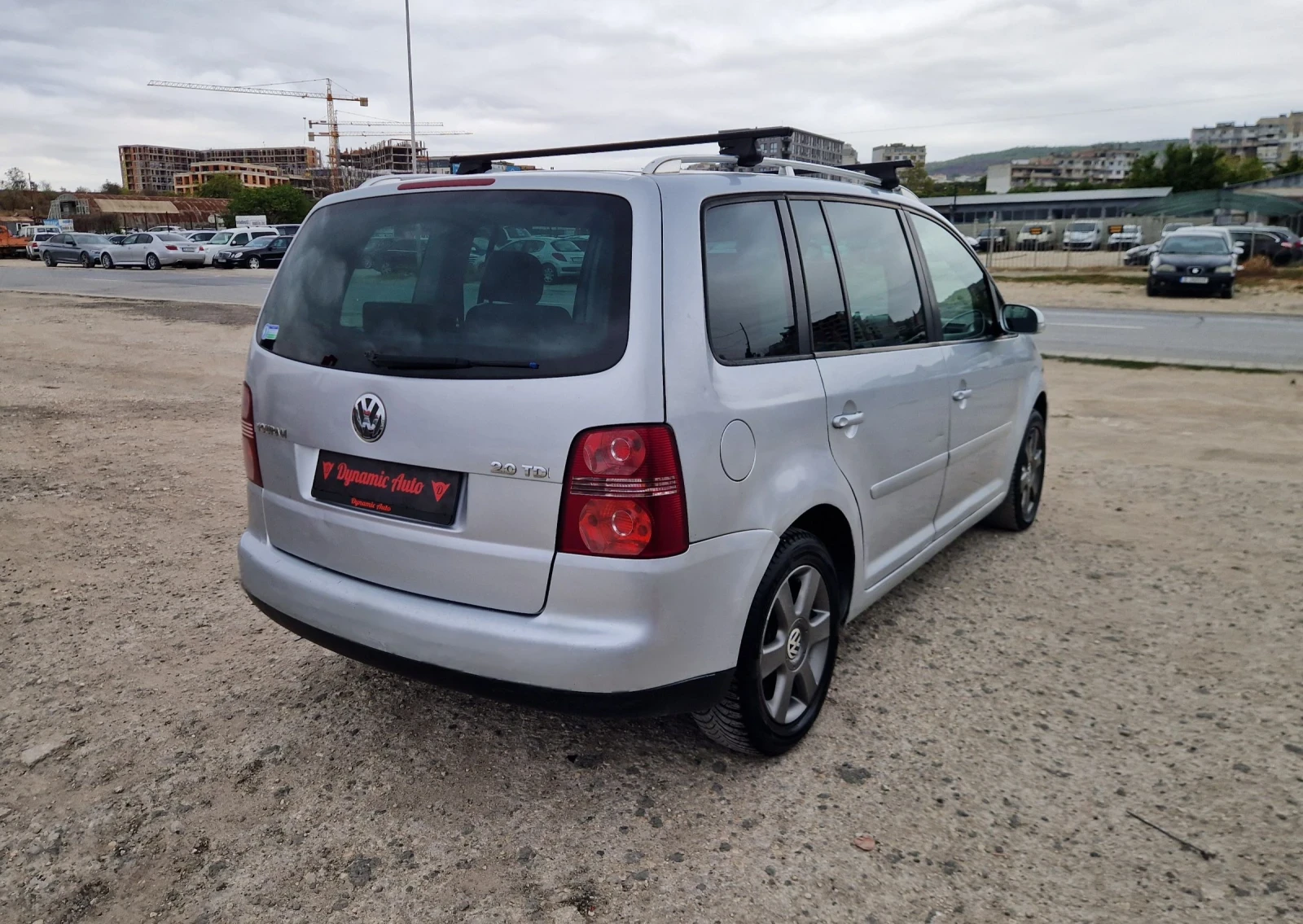 VW Touran Регистриран / 6+ 1 / 6ск / Бартер / Лизинг  - изображение 5