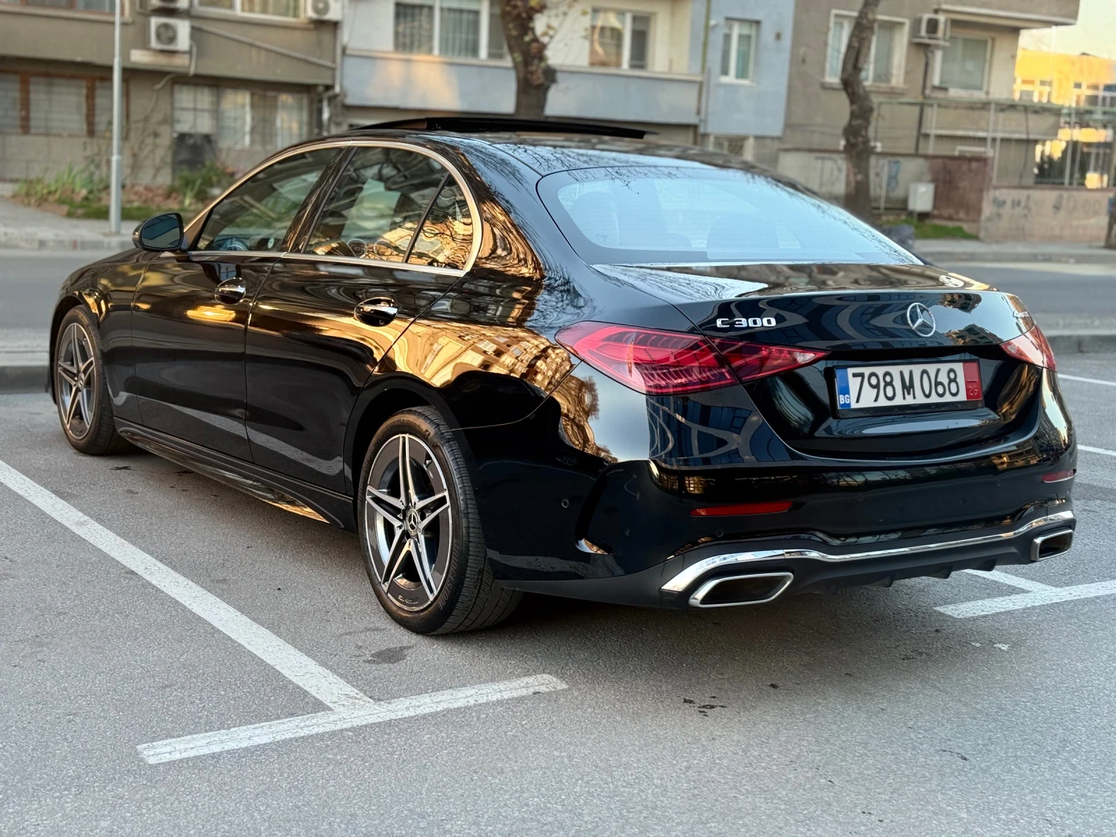 Mercedes-Benz C 300 4x4 Distr Panor AMG Pak headUp 26000km 360kameri | Mobile.bg � ����������� 4