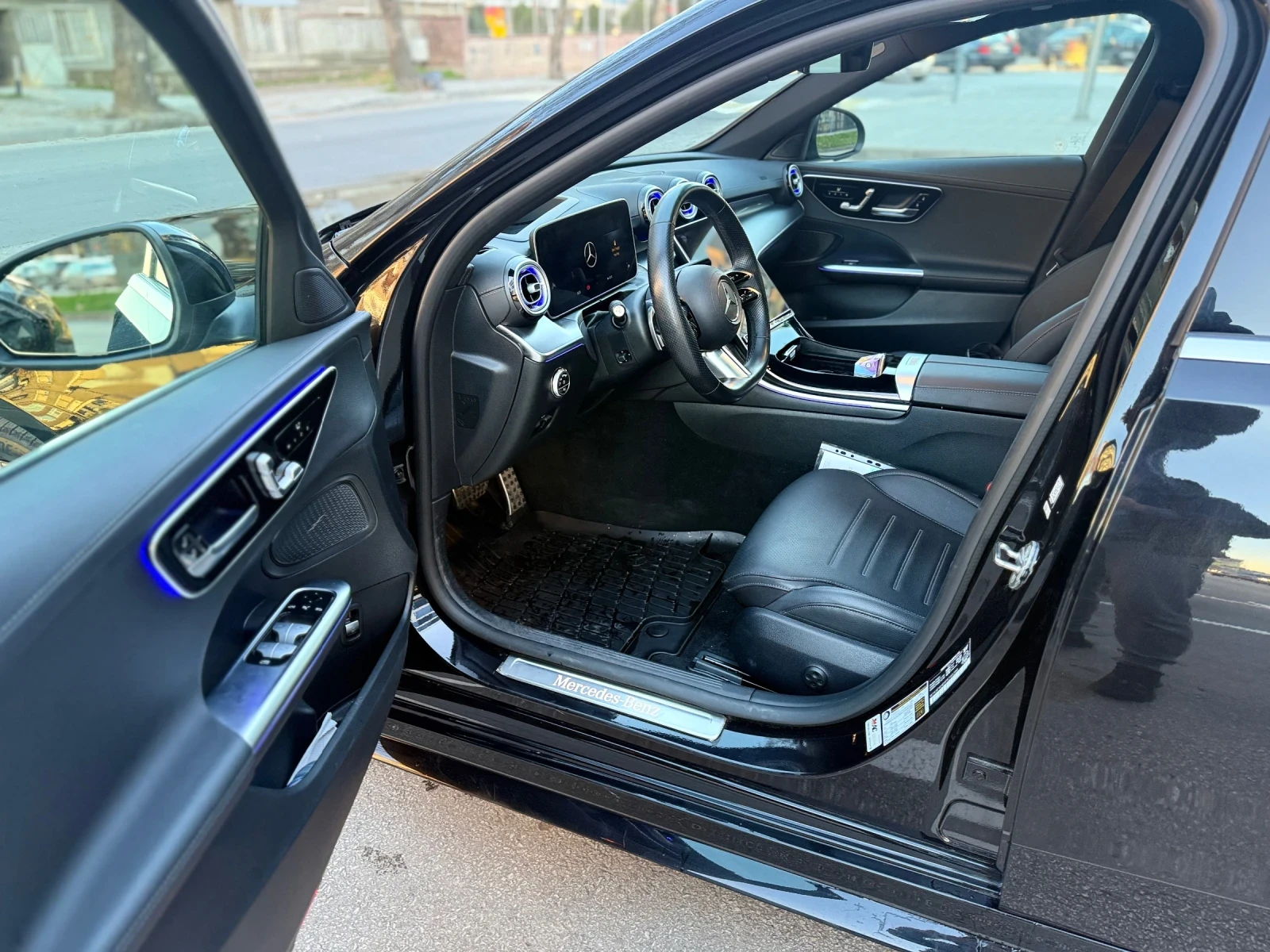 Mercedes-Benz C 300 4x4 Distr Panor AMG Pak headUp 26000km 360kameri | Mobile.bg � ����������� 15