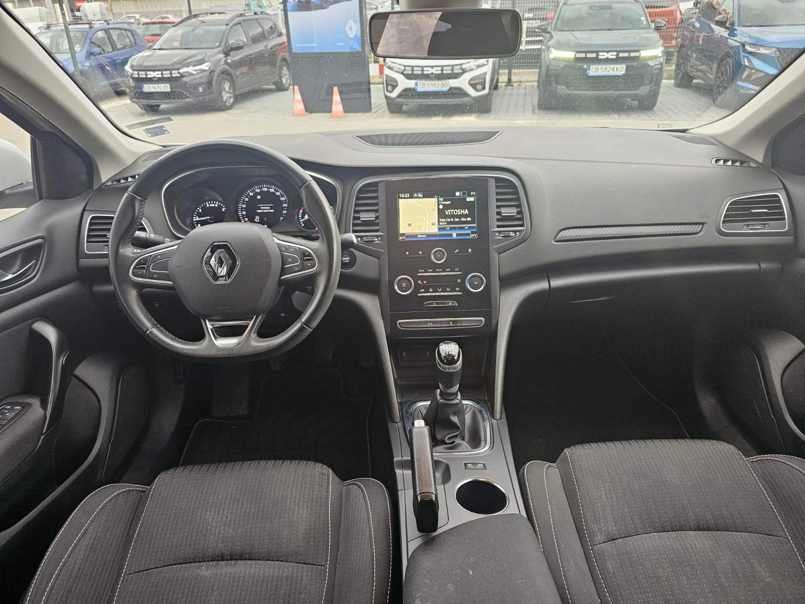 Renault Megane 1.3 TCe 115, снимка 7 - Автомобили и джипове - 53986428