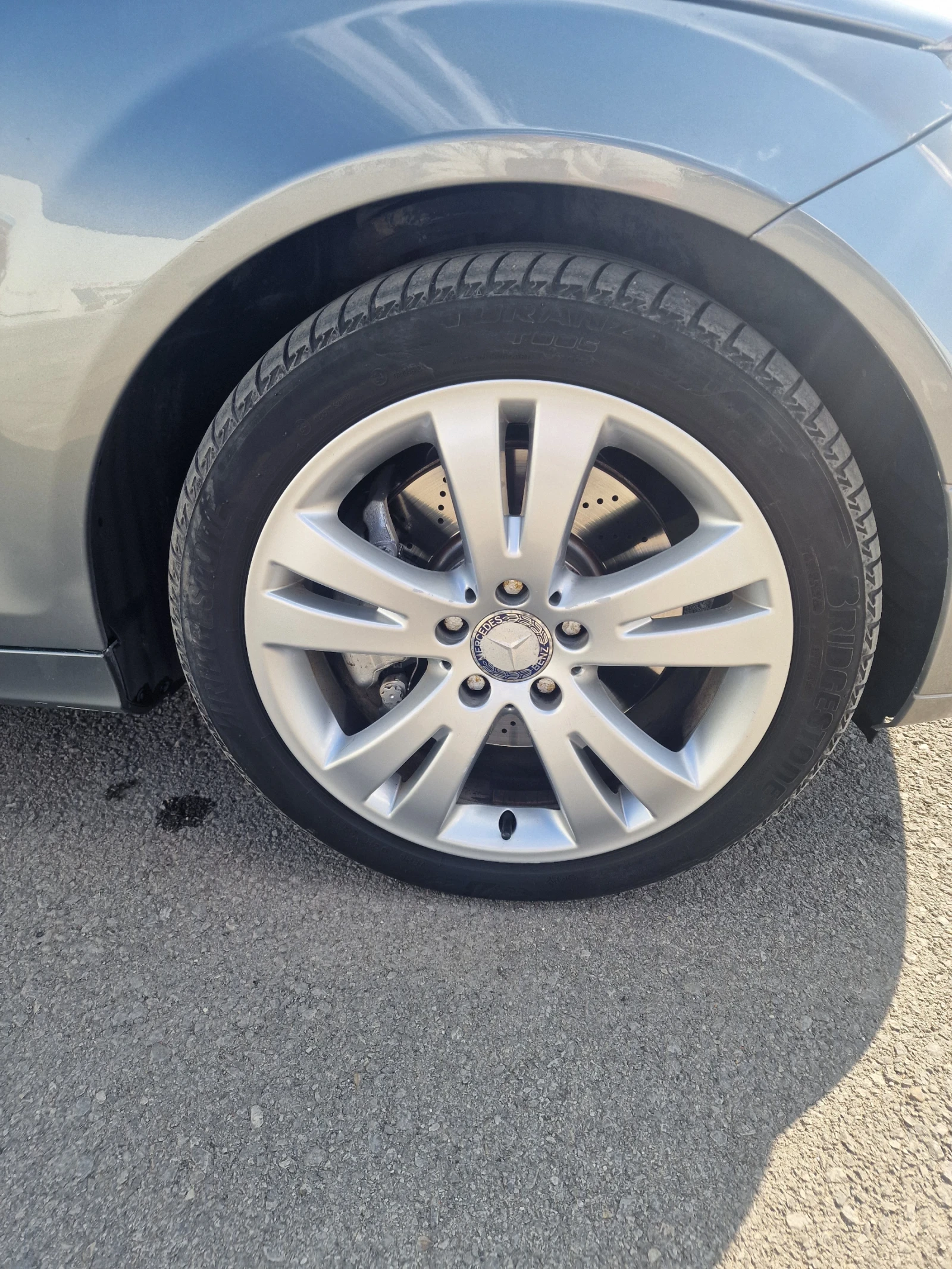 Mercedes-Benz C 320, снимка 6 - Автомобили и джипове - 54083427