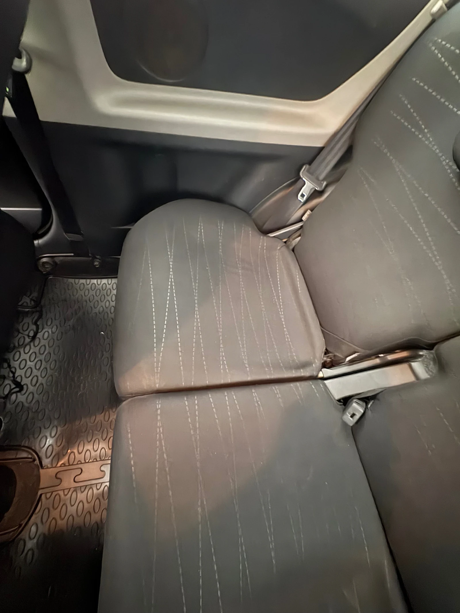 Toyota Yaris, снимка 9 - Автомобили и джипове - 54244162