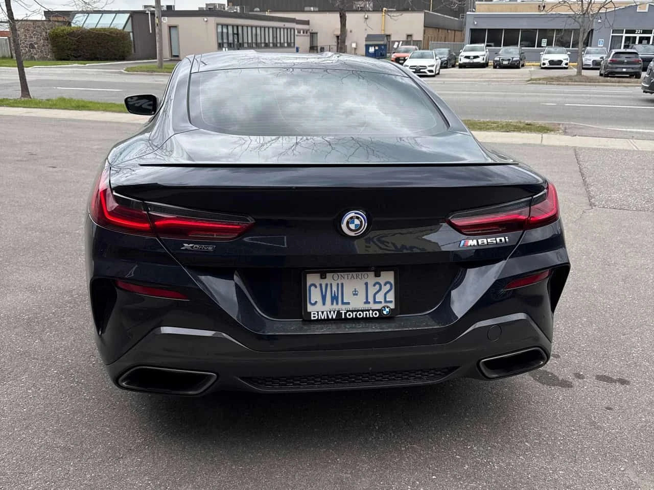 BMW 850 xDrive/Fully Loaded/ОБДУХВАНЕ/HARMAN KARDON , снимка 5 - Автомобили и джипове - 54393563