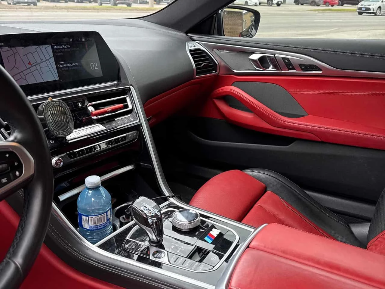 BMW 850 xDrive/Fully Loaded/ОБДУХВАНЕ/HARMAN KARDON , снимка 9 - Автомобили и джипове - 54393563