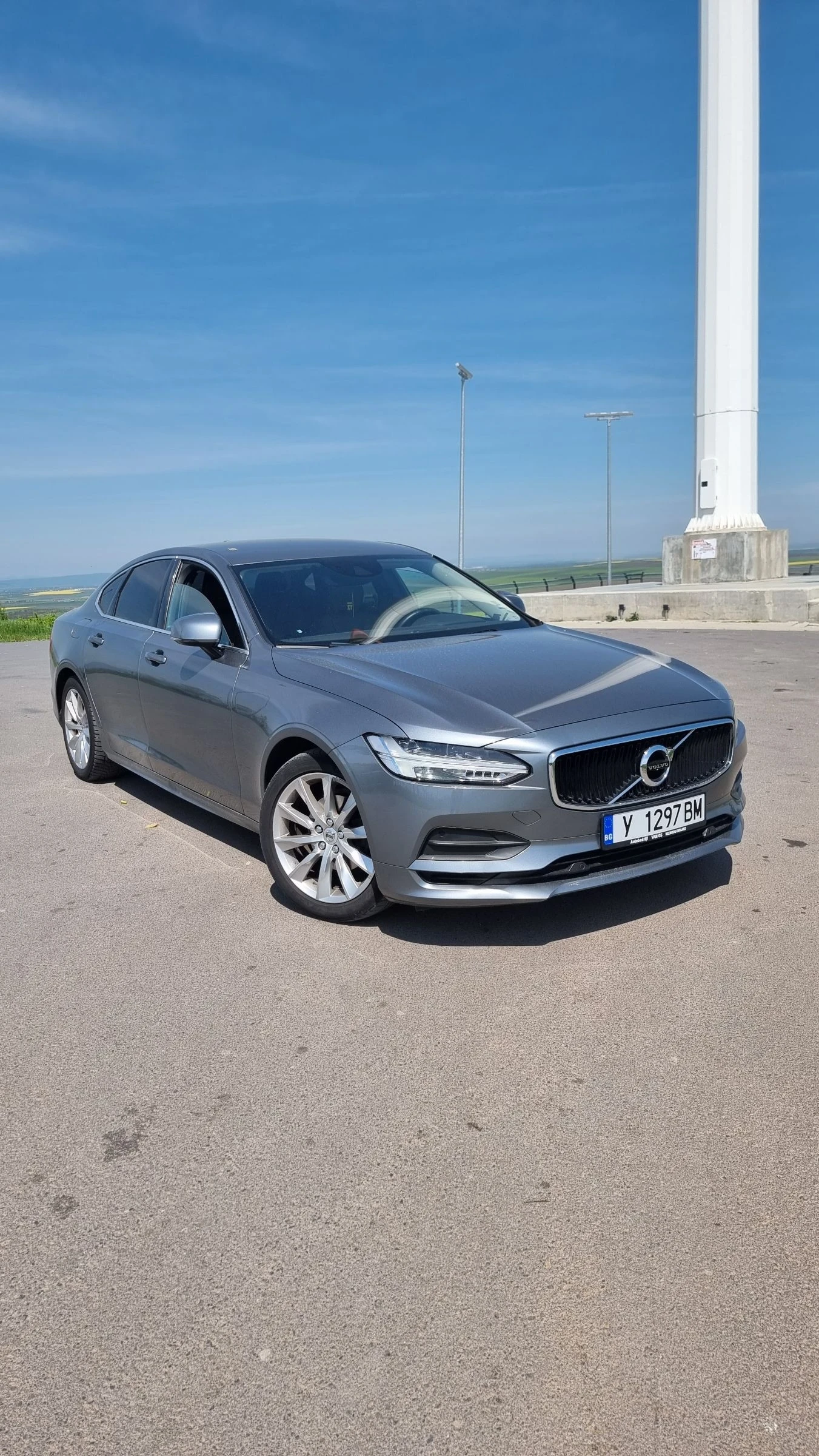 Volvo S90 D4 190hp 2.0d / Geartronic/Отлично състояние, снимка 3 - Автомобили и джипове - 54477360