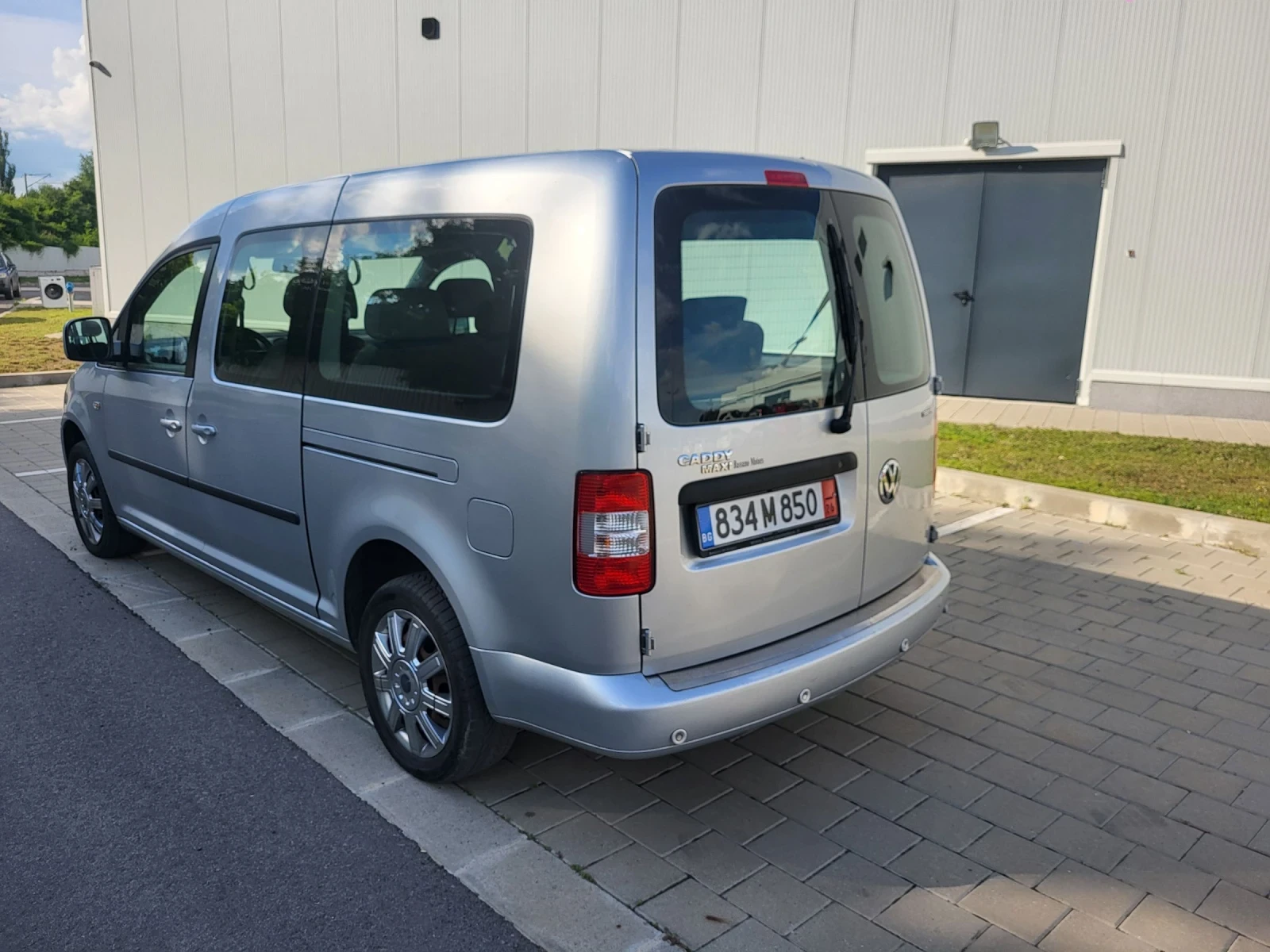 VW Caddy 2.0i /metan/maxi, снимка 2 - Автомобили и джипове - 54985549