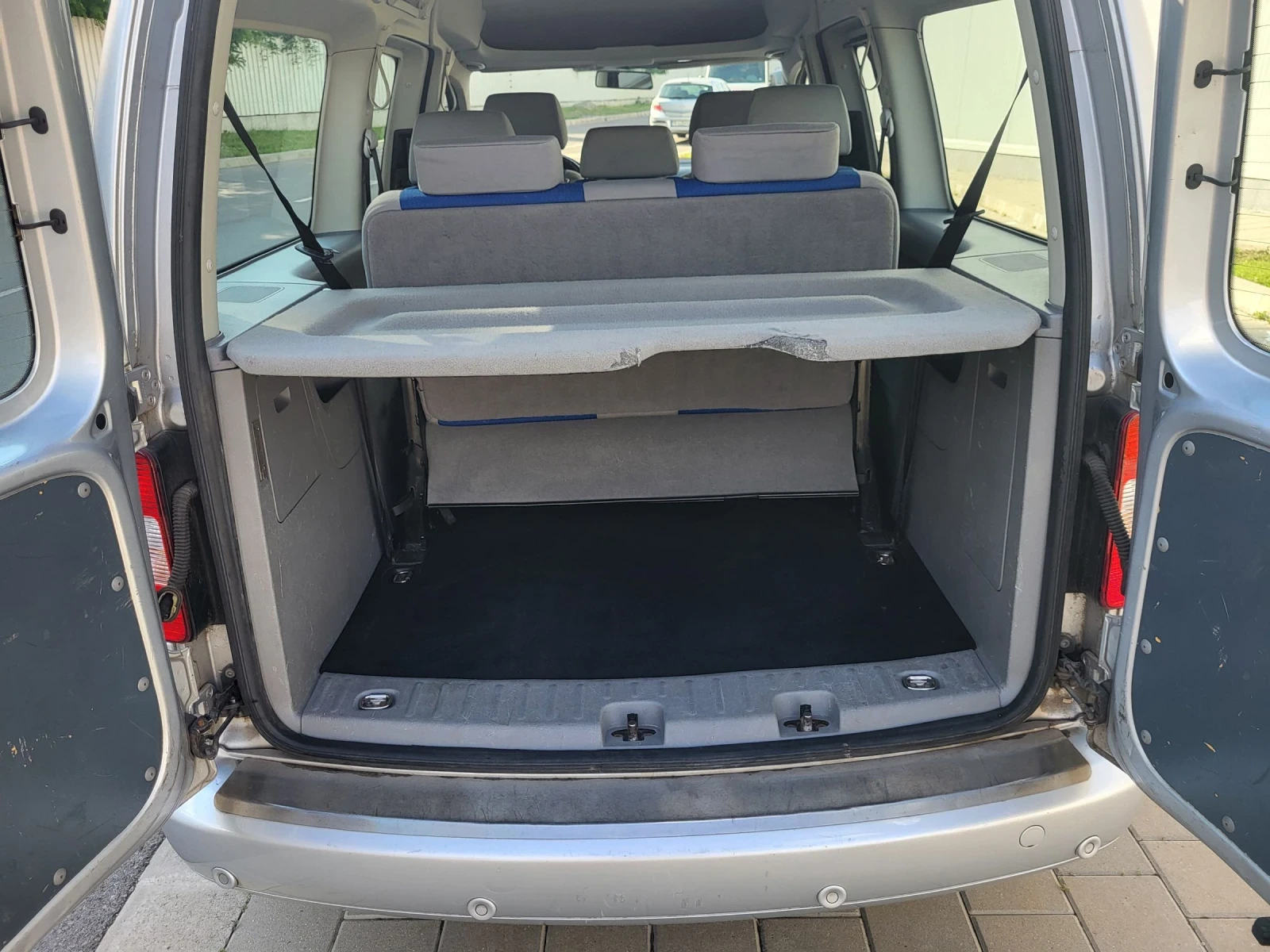 VW Caddy 2.0i /metan/maxi, снимка 12 - Автомобили и джипове - 54985549