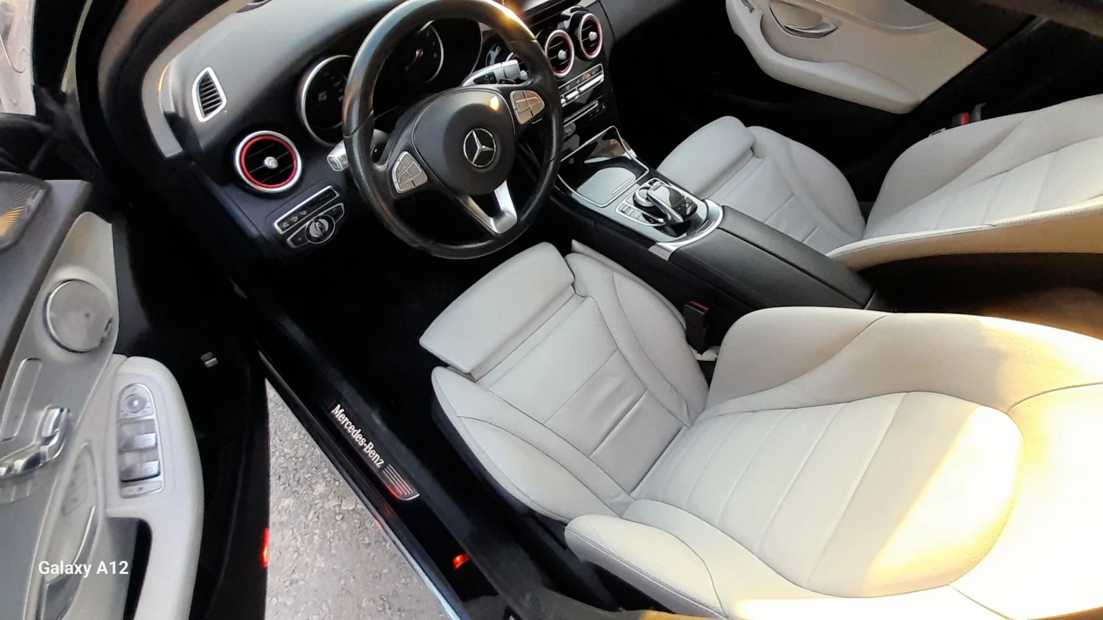 Mercedes-Benz C 350 Plug-in hybrid , снимка 17 - Автомобили и джипове - 55074330