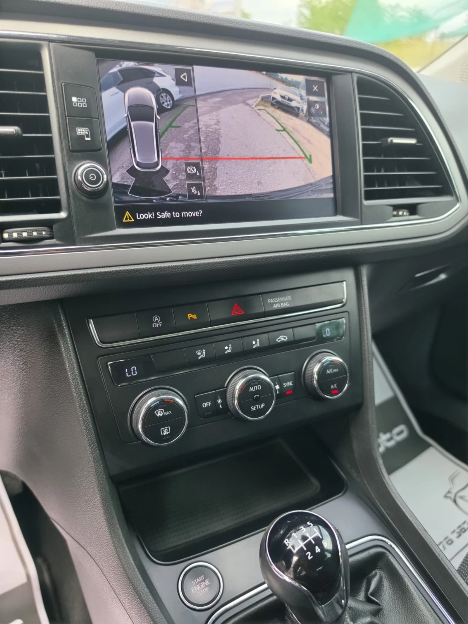 Seat Leon 1.5 МЕТАН/БЕНЗИН* КАМЕРА* ОТЛИЧЕН, снимка 13 - Автомобили и джипове - 55412494