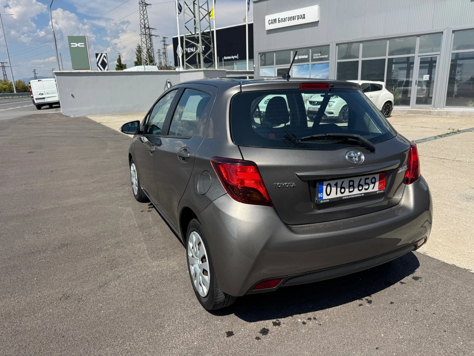 Toyota Yaris 1.4D4d евро6 навигация Камера, снимка 7 - Автомобили и джипове - 55800939