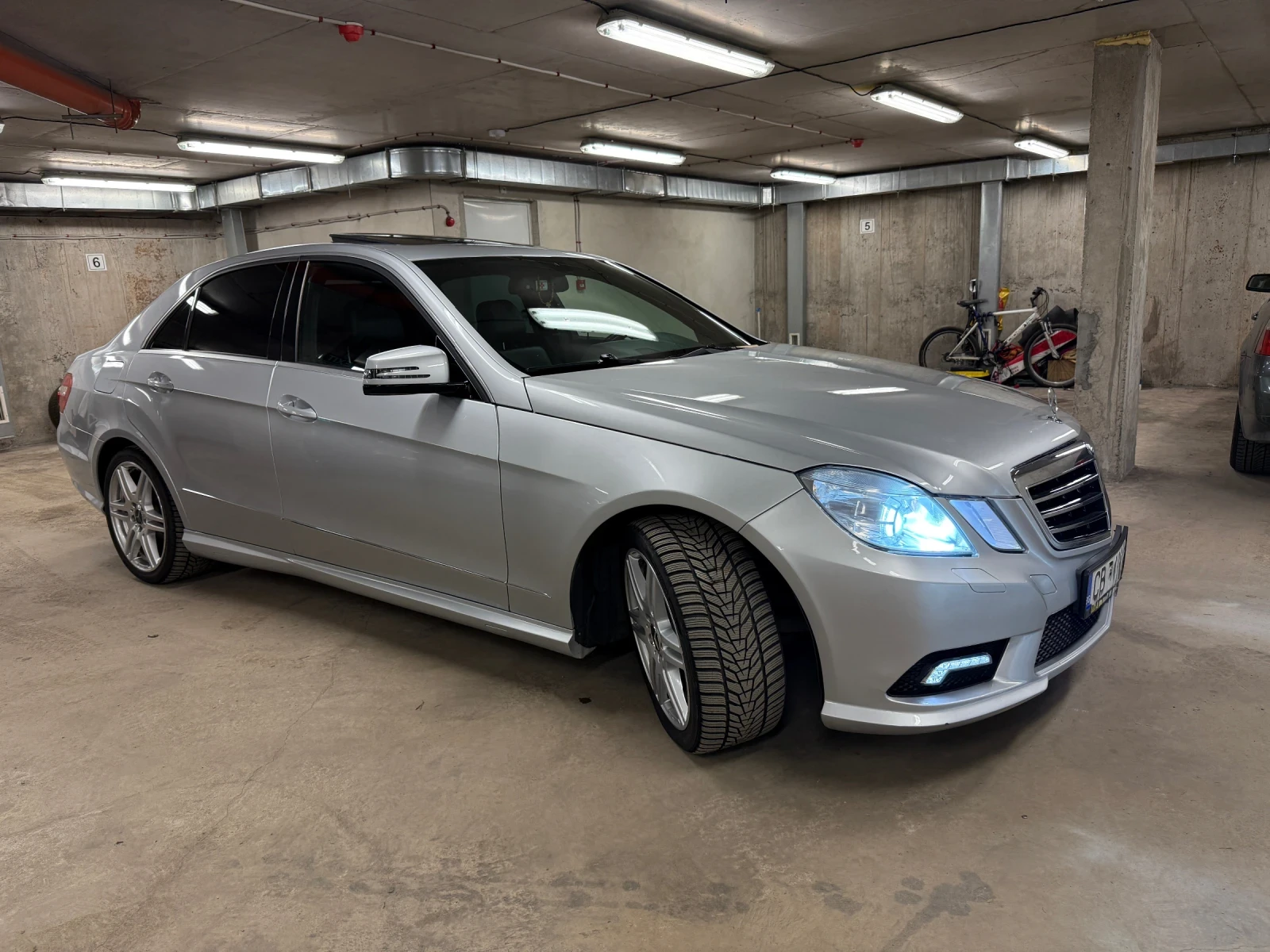 Mercedes-Benz E 350 AMG sport package  | CarPlay | 163000км, снимка 2 - Автомобили и джипове - 55802514