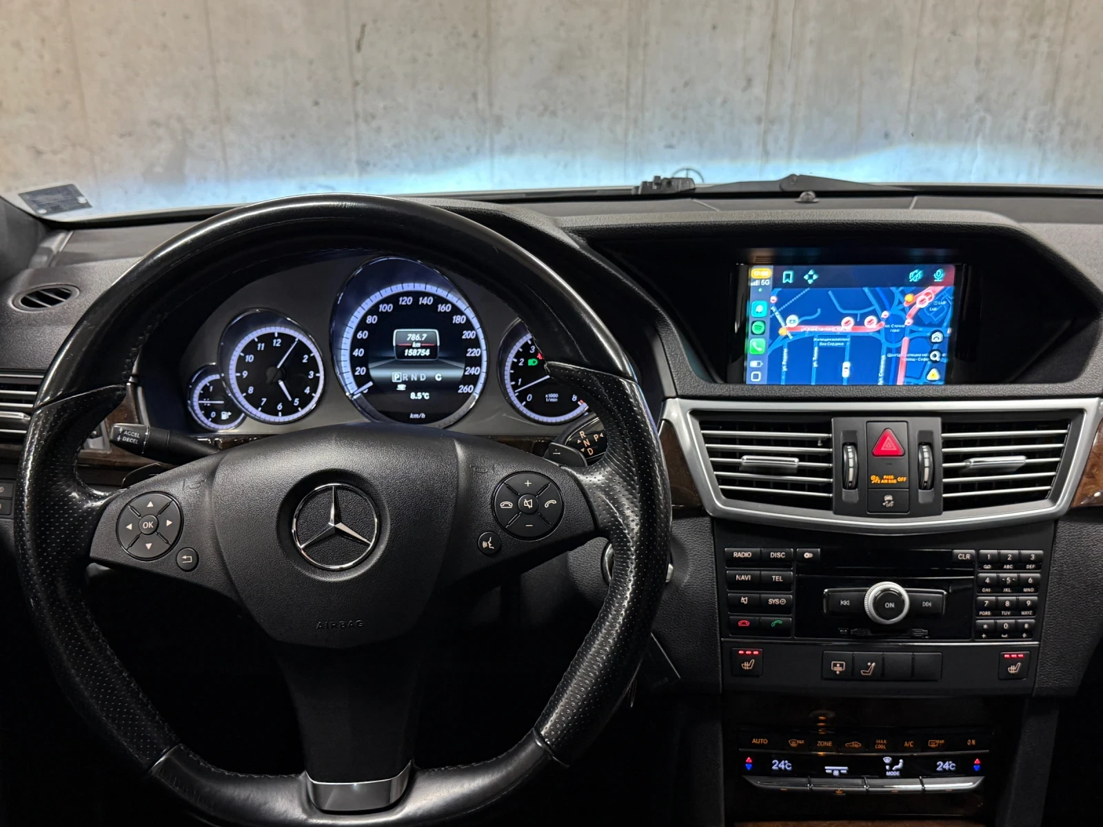 Mercedes-Benz E 350 AMG sport package  | CarPlay | 163000км, снимка 10 - Автомобили и джипове - 55802514