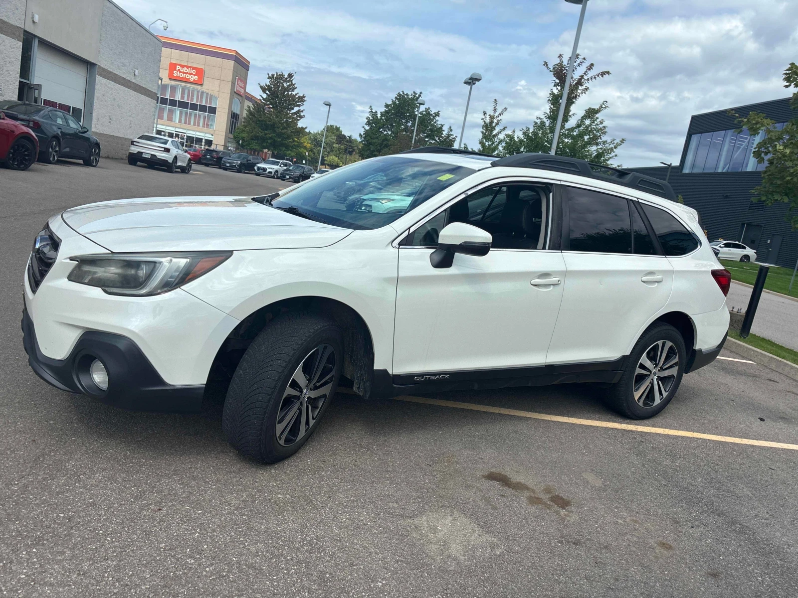 Subaru Outback * Limited * АВТОКРЕДИТ БЕЗ ПЪРВОНАЧАЛНА ВНОСКА* , снимка 2 - Автомобили и джипове - 55970145