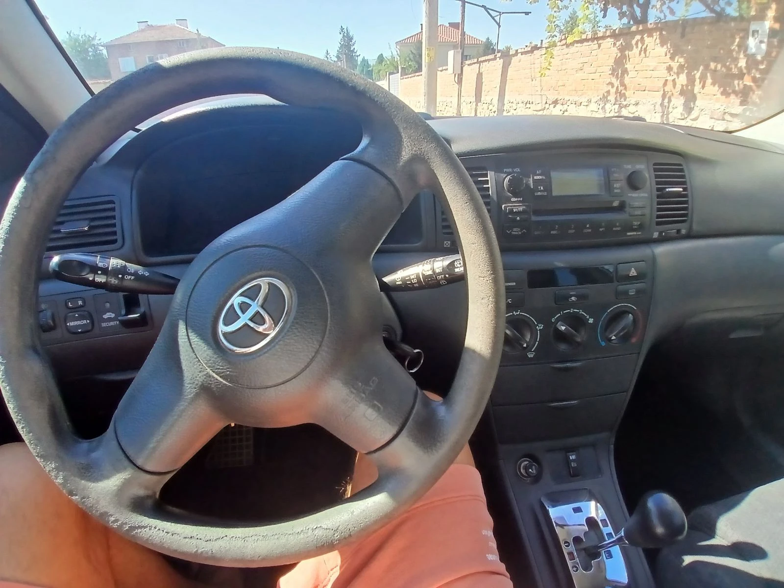 Toyota Corolla 1.4, снимка 5 - Автомобили и джипове - 55985195