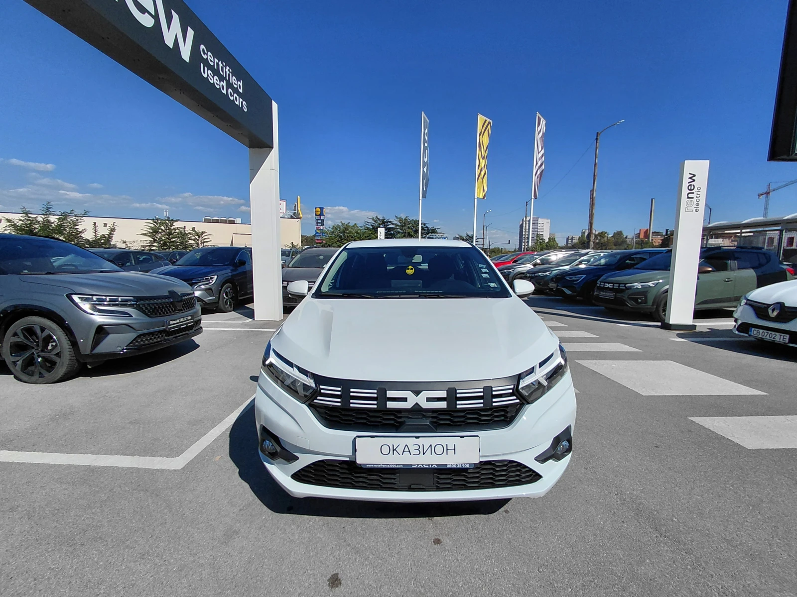 Dacia Sandero Expression / 100к.с/Газ/Бензин, снимка 2 - Автомобили и джипове - 56125703