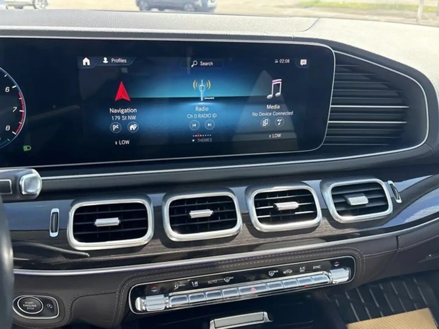 Mercedes-Benz GLE 450 AMG PKG/BURMESTER/PANO/, снимка 14 - Автомобили и джипове - 56253376